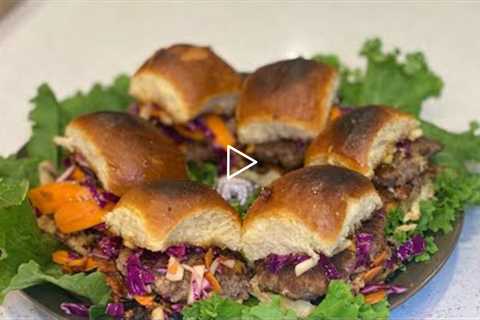 How to Make Former NY Giant Rashad Jennings' Sliders With Bacon, Sesame Slaw & Beer Caramelized ..