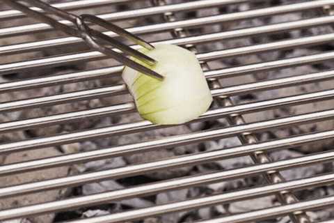 How to Clean a Grill With an Onion