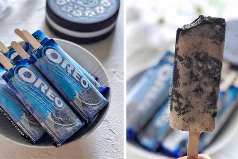 2-Ingredient Oreo Popsicles Are Super Easy and Super Delicious