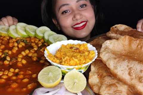 Eating Chole Bhature With Gajar ka halwa😋🤤 ll Mukbang+ASMR😋 ll Indian Food