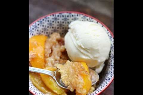 Instant Pot Southern Peach Cobbler Recipe