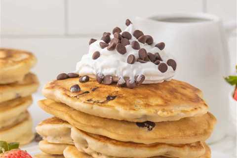 How to Make Easy Chocolate Chip Pancakes