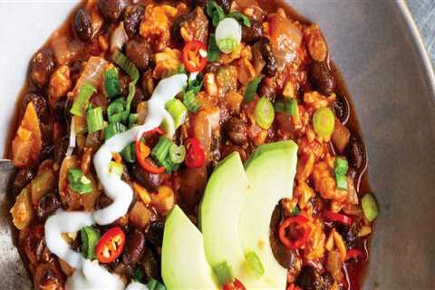 Vegan Tempeh Chili: A Delicious Main Dish