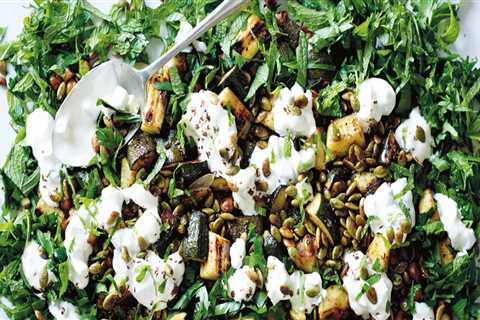 Herbal Salads: Exploring the Benefits and Recipes