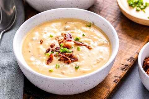 Crock Pot Potato Leek Soup with Sausage