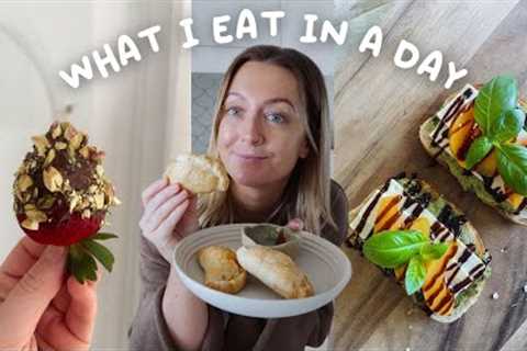 what I eat in a day (vegan) ~ trying new recipes! 🤤