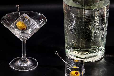 We Ask Icepert Camper English—How to Make Awe-Inspiring Ice in Cocktails