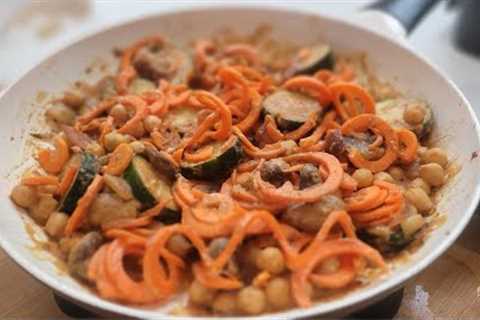 15 Minute Meal: Carrot Spaghetti & Instant Creamy Veggie Sauce! I''m addicted to this EASY MEAL ..