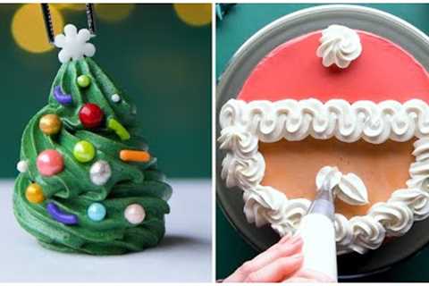 Holiday cakes we wish we could live in!