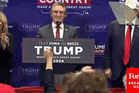 BREAKING NEWS: Trump Gets Surprise Last-Minute Endorsement From Doug Burgum At Pre-Caucus Iowa Rally
