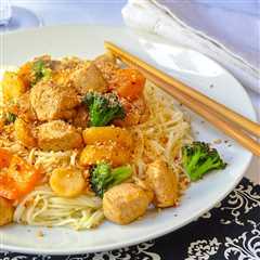 Honey Sriracha Chicken and Noodles