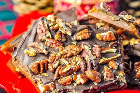 Chocolate Toffee Pecan Brittle